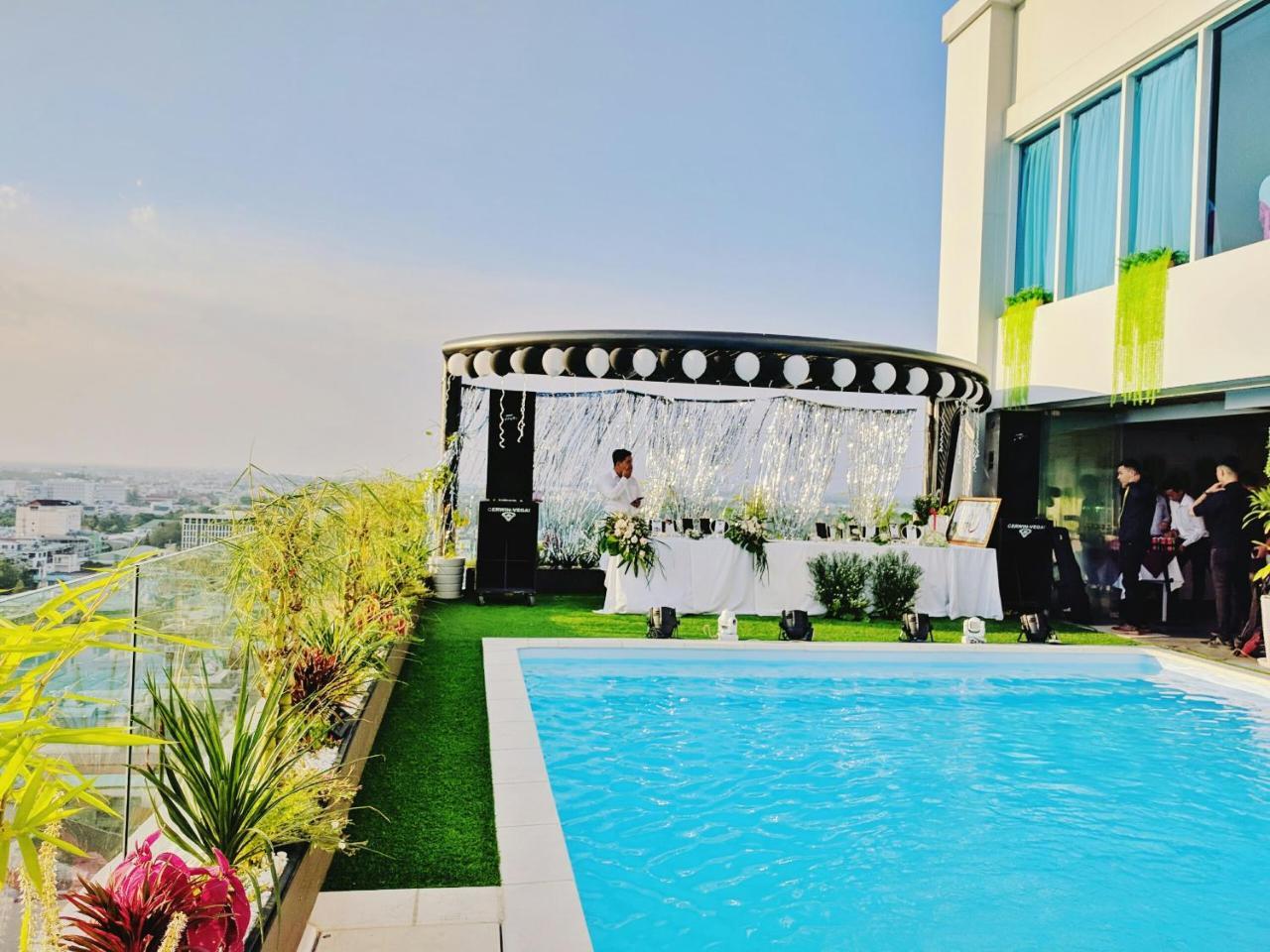 Holiday One Can Tho Hotel Exterior foto